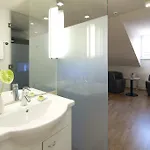 Hotel Maximilian - Stadthaus Penz 4*