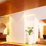 Maximilian - Stadthaus Penz Hotell 4*