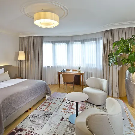 Maximilian - Stadthaus Penz Hotel