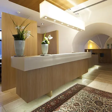 Maximilian - Stadthaus Penz Hotel 4*