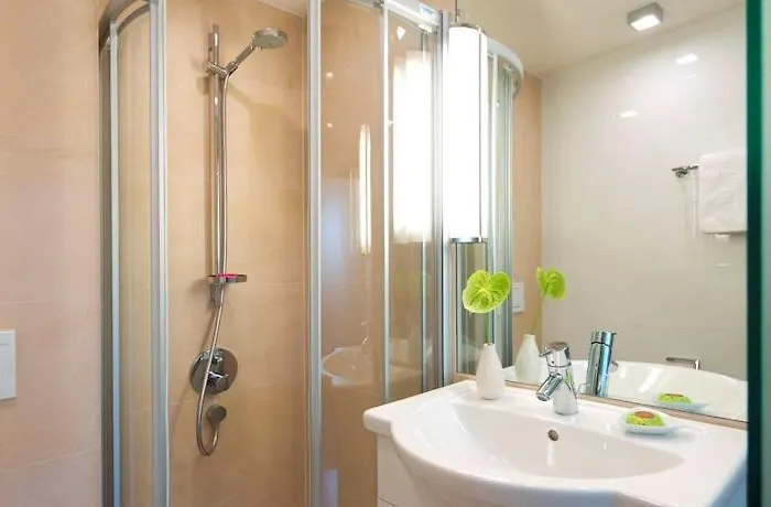 马克西米利安彭茨市政厅酒店 4*