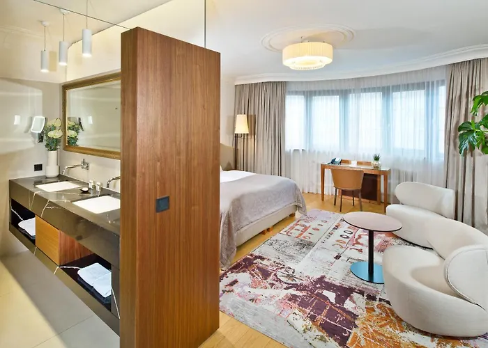 Maximilian - Stadthaus Penz Готель 4*