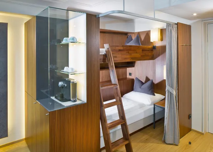 马克西米利安彭茨市政厅酒店