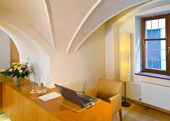 Maximilian - Stadthaus Penz 4* Інсбрук