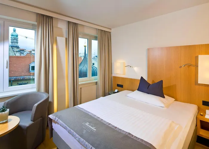 Maximilian - Stadthaus Penz 4* Інсбрук