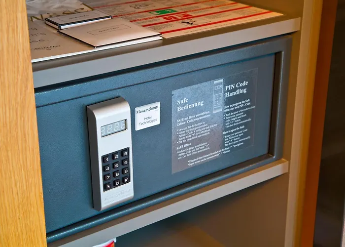 Maximilian - Stadthaus Penz Готель