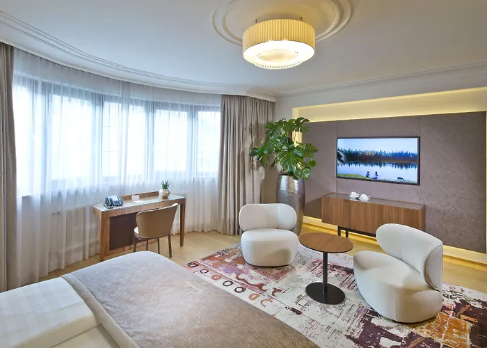 Maximilian - Stadthaus Penz Готель 4*