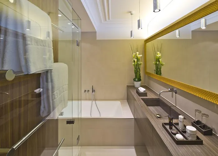 Готель Maximilian - Stadthaus Penz 4*