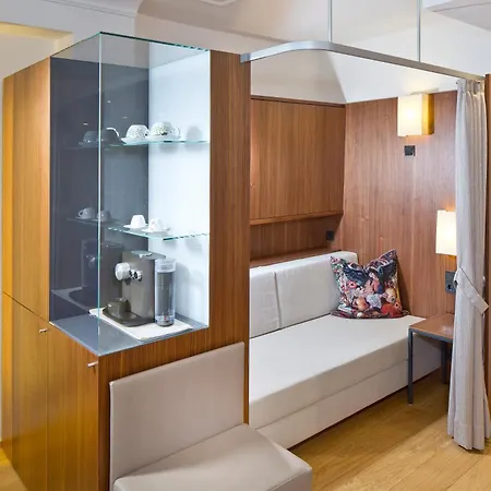 Hotel Maximilian - Stadthaus Penz 4*