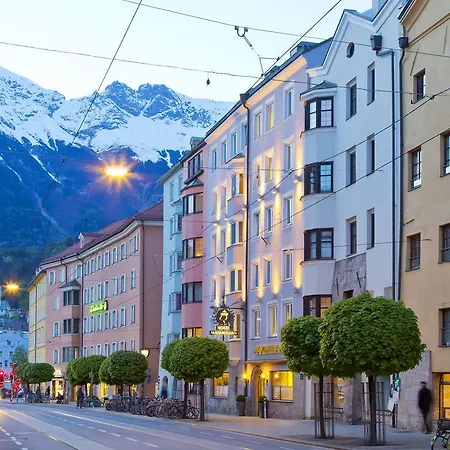 Maximilian - Stadthaus Penz Инсбрук